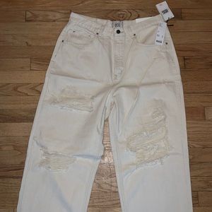 BDG Vintage Feel High-Waisted Baggy Jean